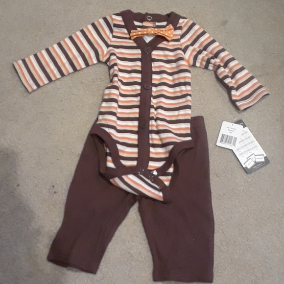 NWT vitamin Baby Onesie and pants 3 months - Picture 1 of 3